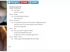 یک دختر در همان زمان ...